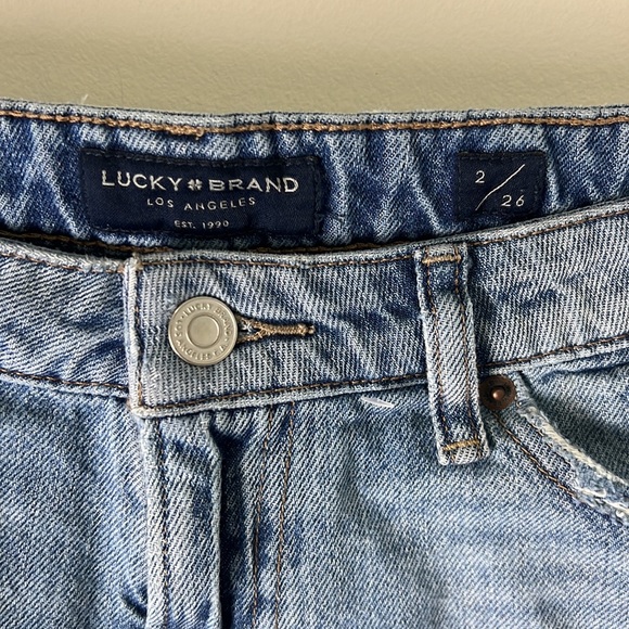 Lucky Brand Cut Off Distressed Rip Fly Denim Shorts Size 2 - Picture 3 of 10